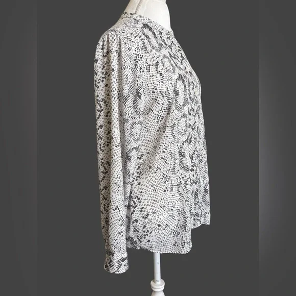 J. Crew Black, Gray and White Snakeskin Blouse Size L - Picture 3 of 11